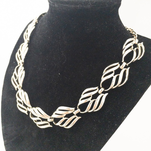 Vintage Coro Pale Gold Tone Necklace Abstract Statement Piece 1960s - Picture 1 of 12